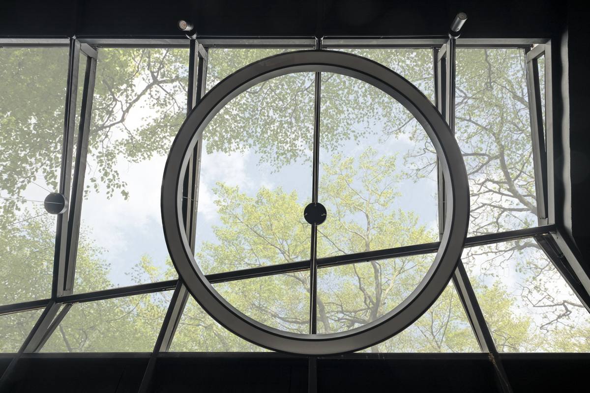 Striking architectural glass skylight design