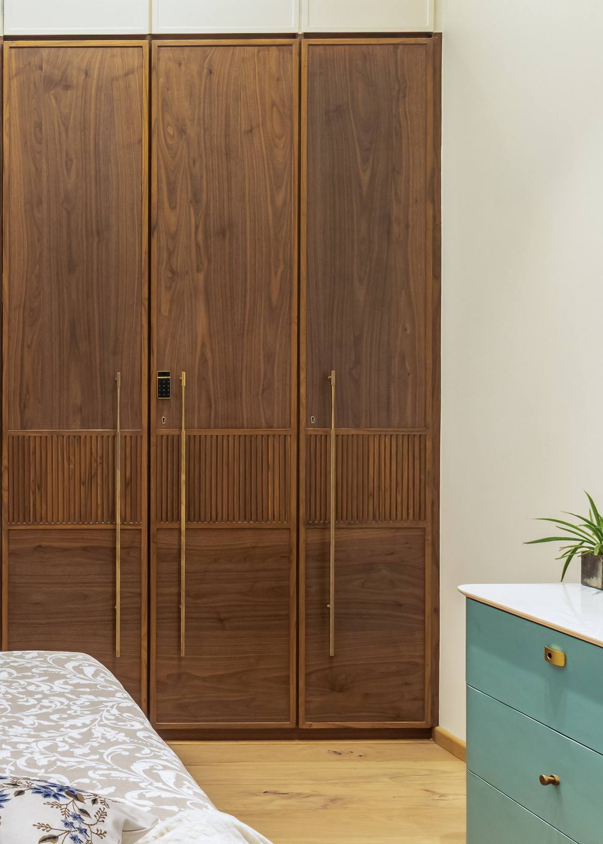 Bedroom Suite Makeover Bedroom suite makeover with custom wardrobe in a luxury bungalow by Beyond Briks