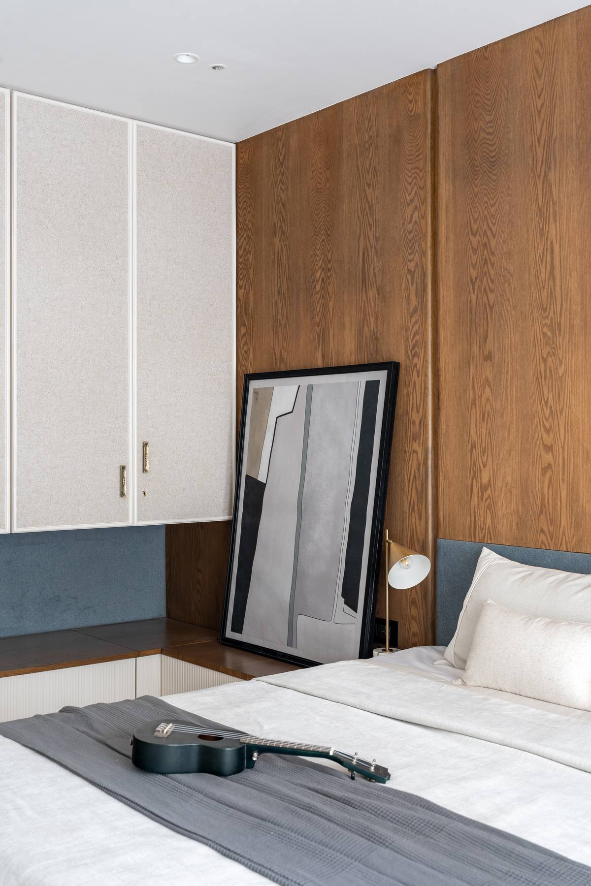 Final handover of completed residential interior project Final handover of completed residential interior project
